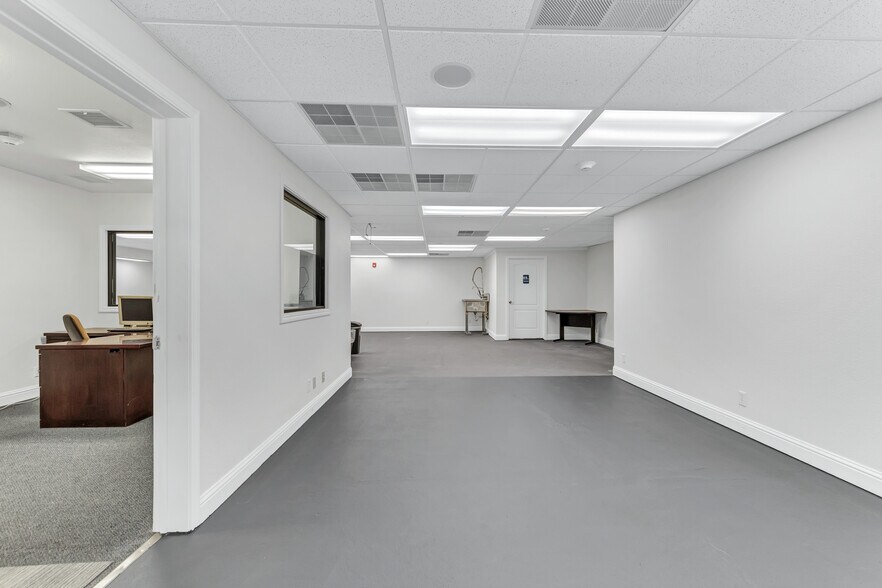 More Photos Of 1925 Francisco Blvd E, San Rafael Light Manufacturing For Lease