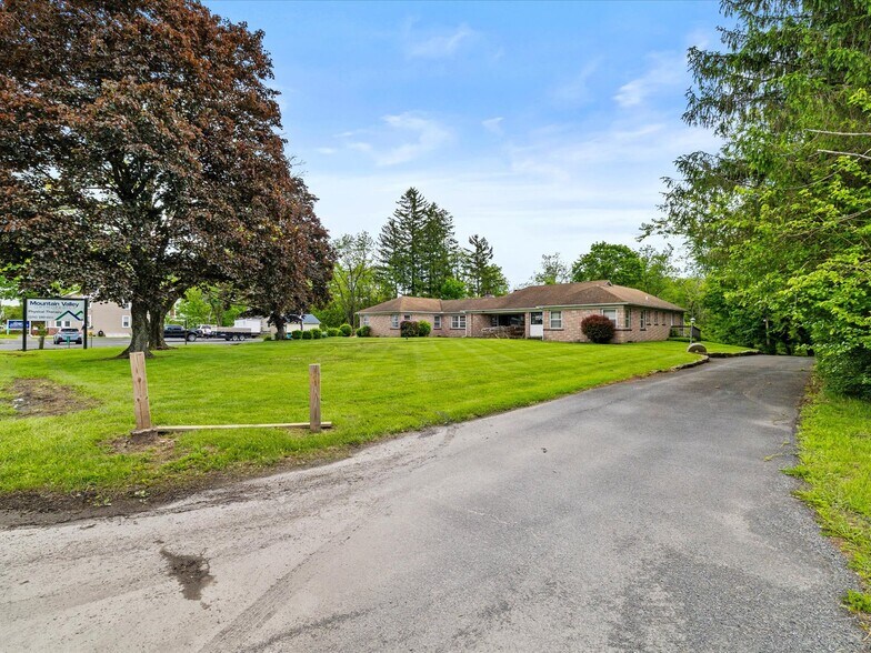 More Photos Of 1830 Route 209, Brodheadsville Office For Sale