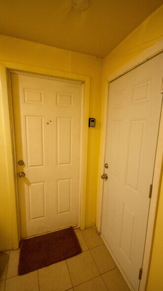 More Photos Of 56 Cortland St, Newark Apartments For Sale