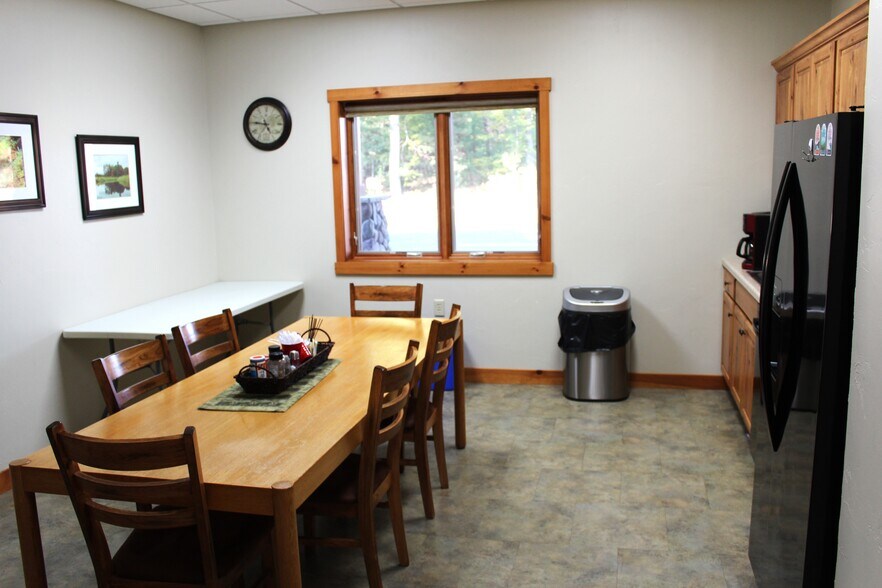 More Photos Of 9559 Bolger Lake Rd, Minocqua Office For Sale