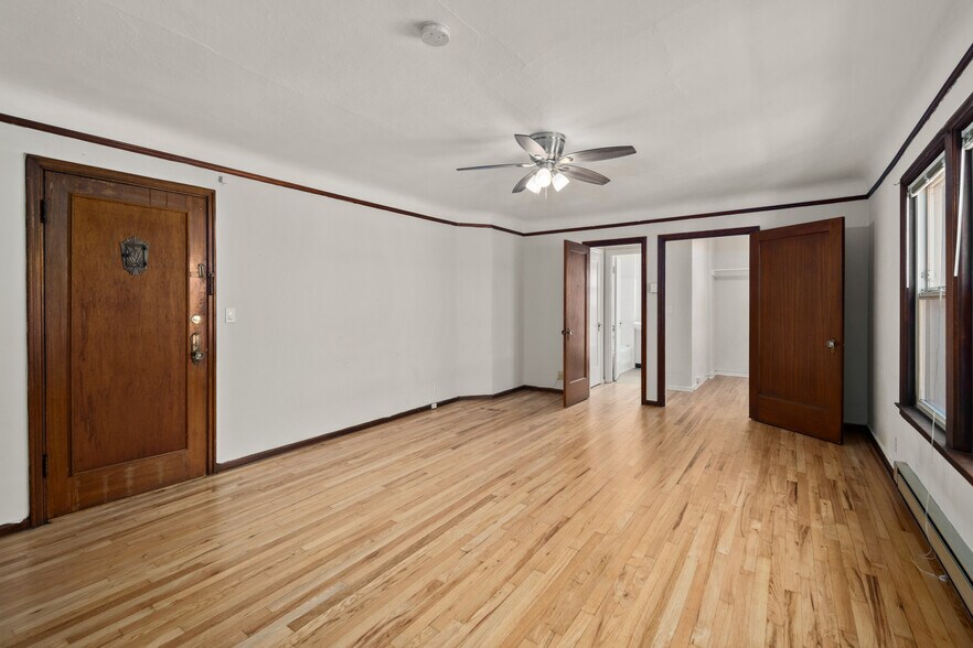 More Photos Of , Seattle Multifamily For Sale