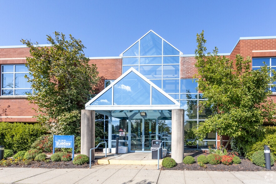 Primary Photo Of 105 Raider Blvd, Hillsborough Medical For Lease