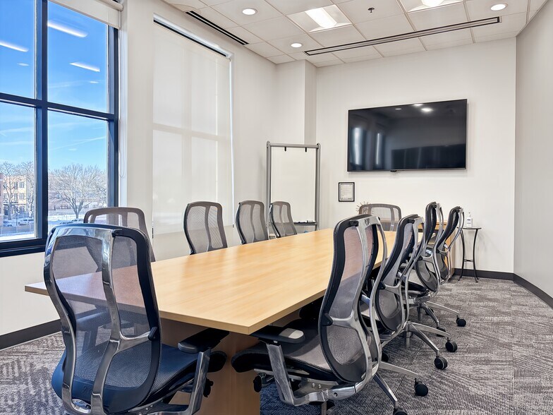 More Photos Of 50 S Main St, Naperville Coworking Space