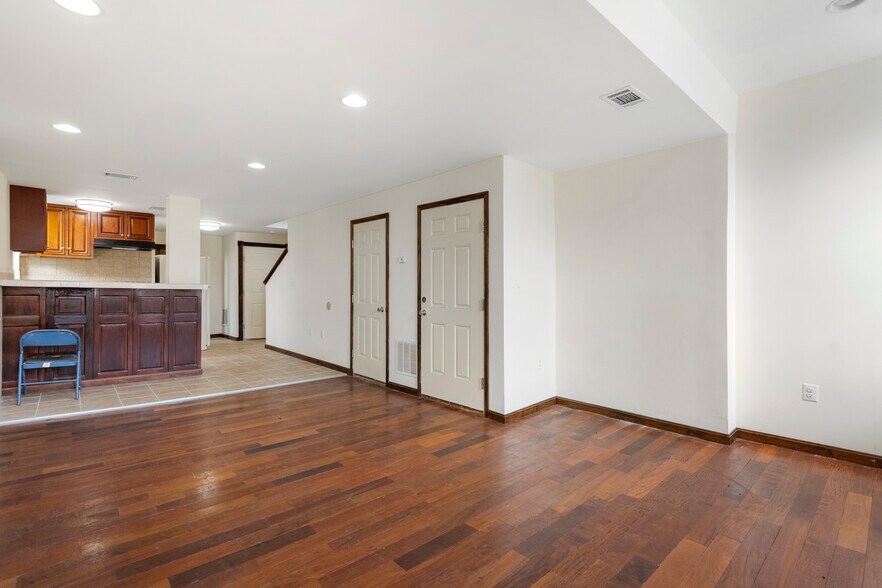 More Photos Of 2400 Druid Hill Ave, Baltimore Storefront Retail Residential For Sale