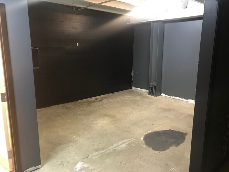 More Photos Of 330 N Reading Rd, Ephrata Unknown For Lease