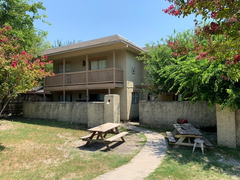 More Photos Of 10806 Baltic Dr, San Antonio Apartments For Sale