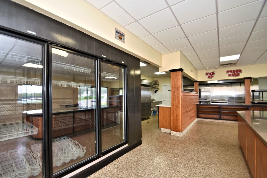 More Photos Of 397 Swamp Pike, Schwenksville Restaurant For Sale