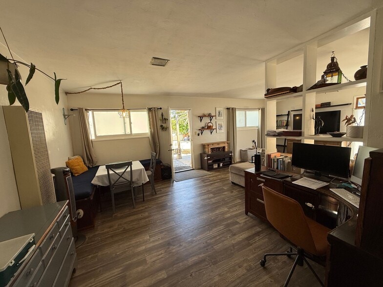 More Photos Of 4927-29 Ocean Blvd, San Diego Multifamily For Sale