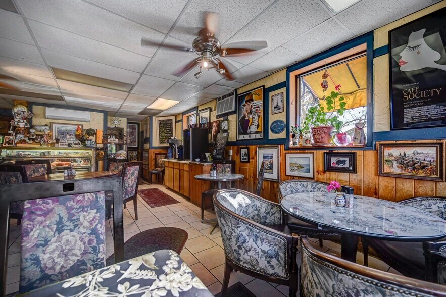 More Photos Of 501 Main St, Honesdale Restaurant For Sale
