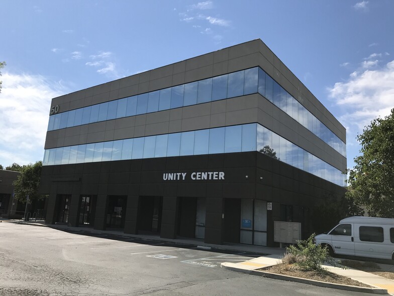 Primary Photo Of 10-50 Sand Creek Rd, Brentwood Unknown For Lease