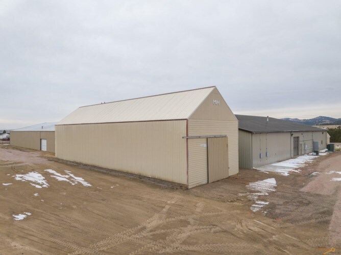 More Photos Of 27592 N 79 Hwy, Hot Springs Warehouse For Sale