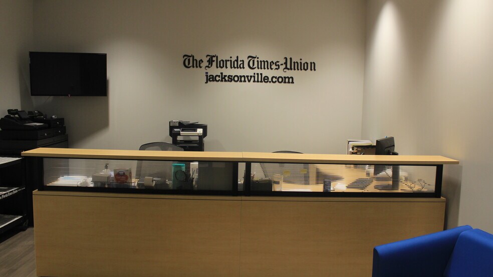 More Photos Of 1 Independent Dr, Jacksonville Office For Lease