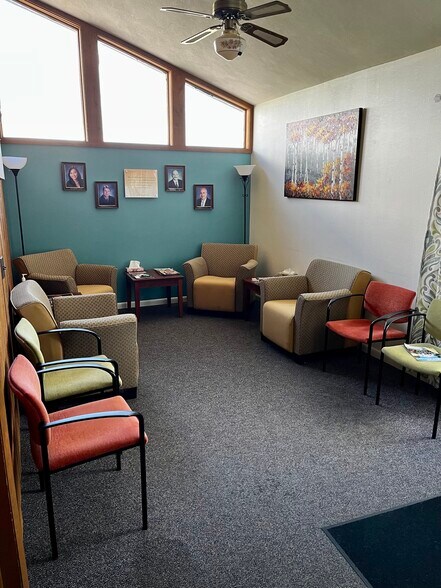 More Photos Of 1520 Rochester Rd, Farmington Medical For Lease