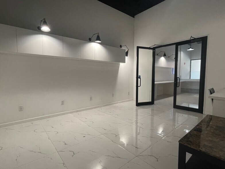 More Photos Of 136-33 37th Ave, Flushing Medical For Sale