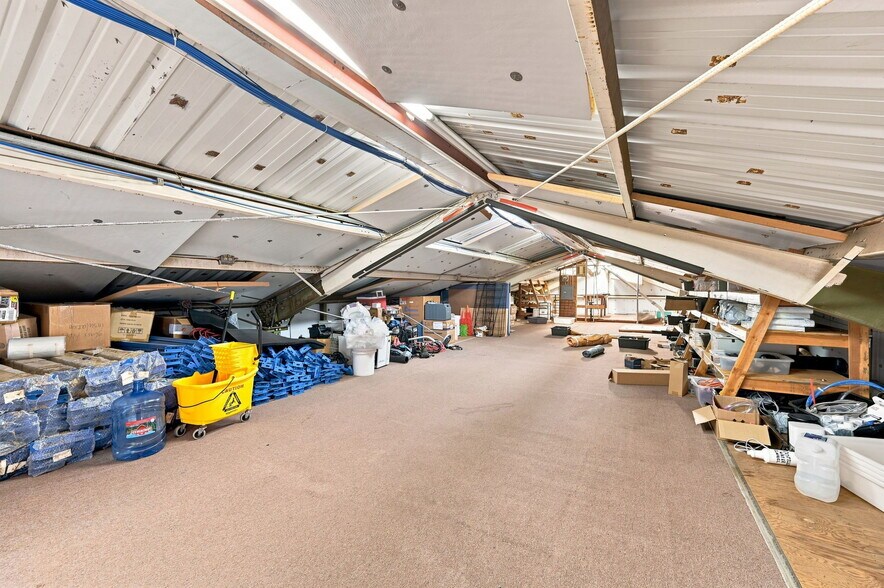 More Photos Of 2757 16th St, San Francisco Warehouse For Lease