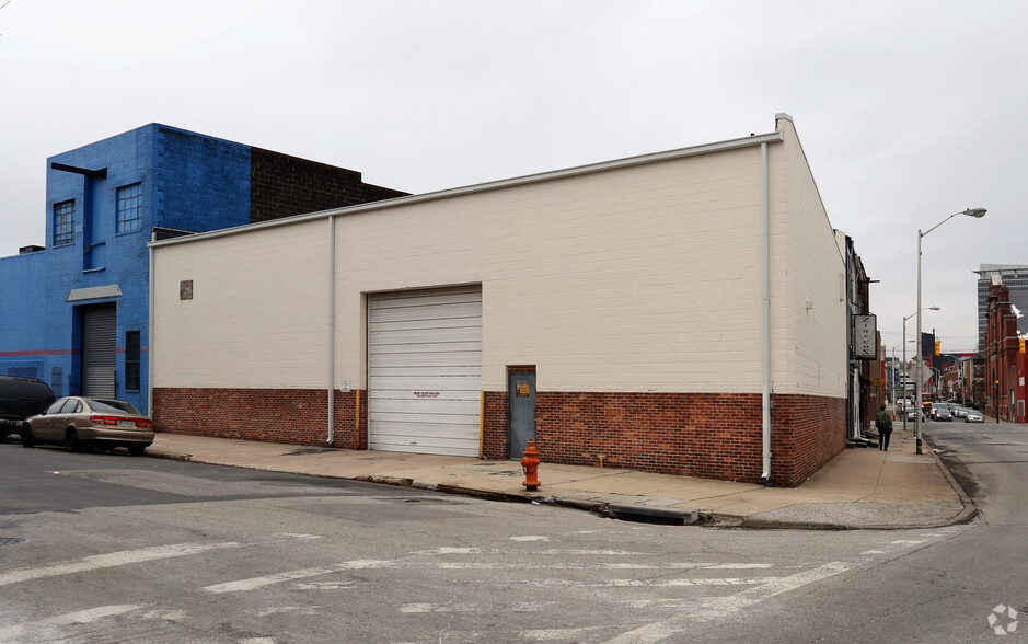 Primary Photo Of 1321 E Pratt St, Baltimore Warehouse For Lease