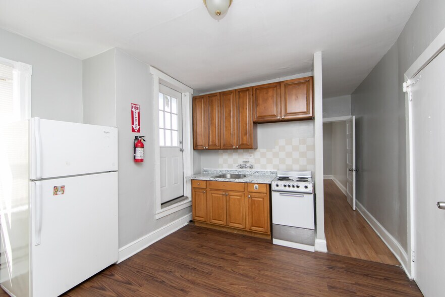 More Photos Of 2707 Westfield Ave, Camden Apartments For Sale