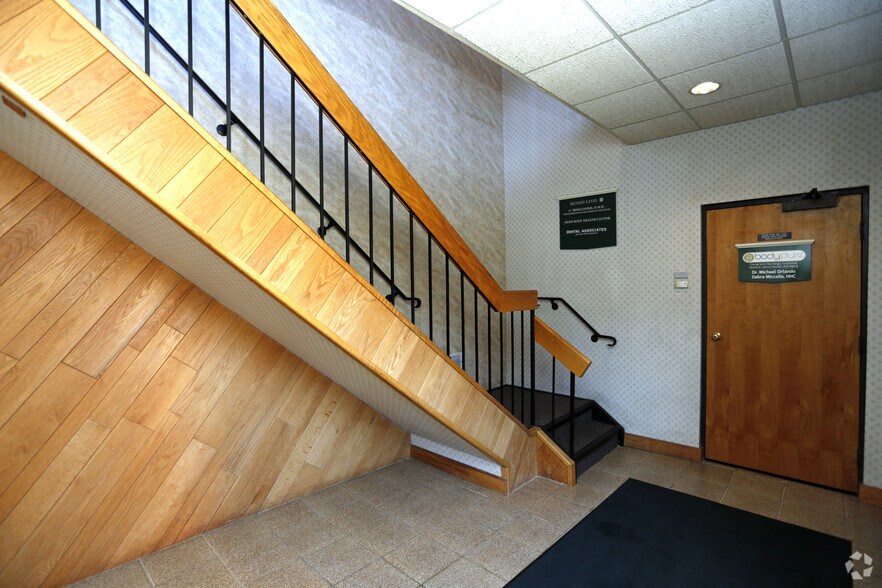 More Photos Of 1806 Springfield Ave, New Providence Medical For Lease