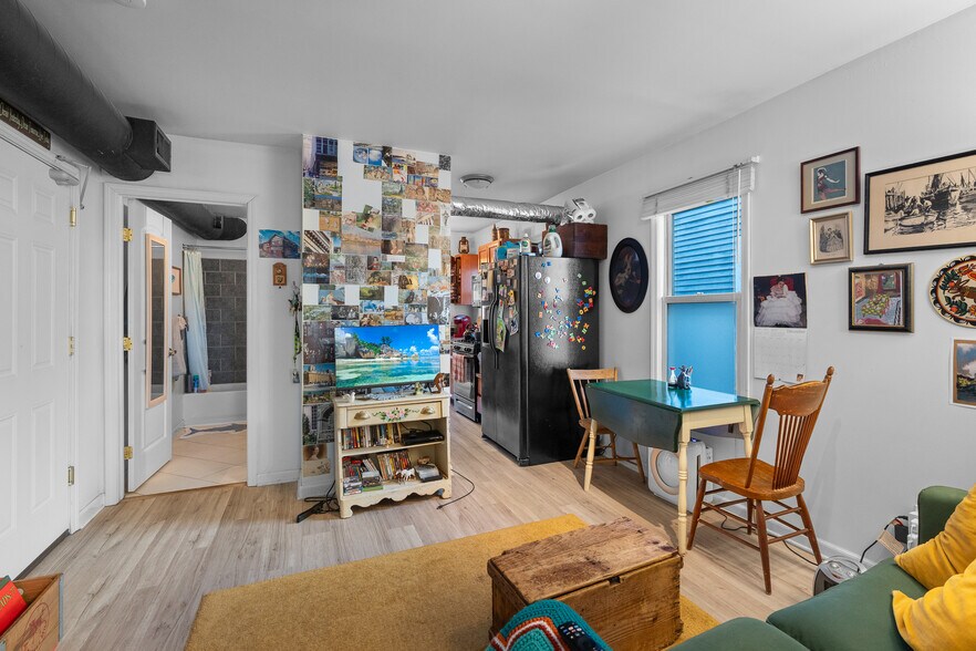 More Photos Of 2420 4th Ave S, Minneapolis Apartments For Sale