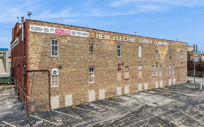 More Photos Of 1445 N 5th St, Milwaukee Warehouse For Lease