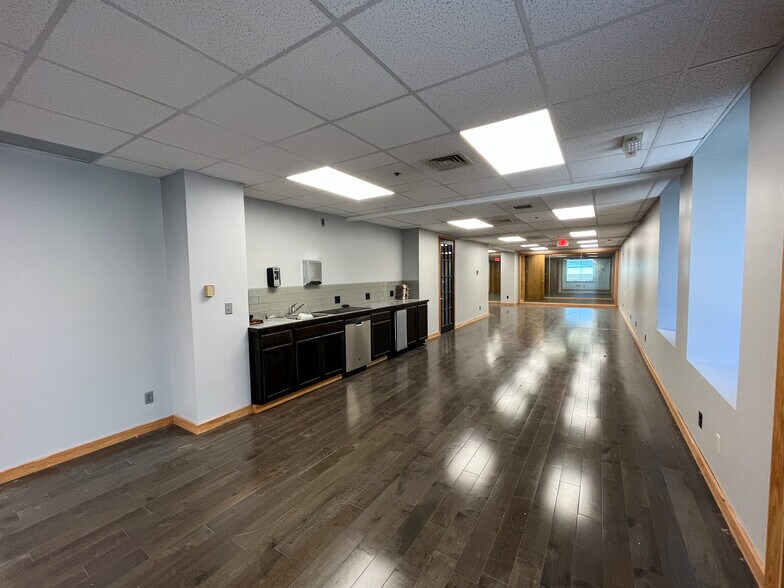 More Photos Of 110 S Main St, Wichita Office Residential For Sale