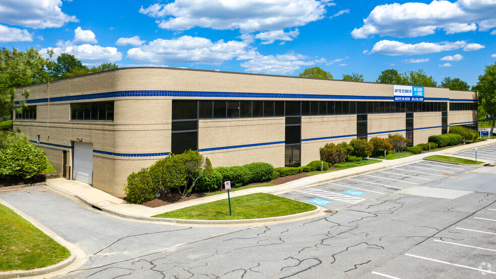 Primary Photo Of 6797 Dorsey Rd, Elkridge Office For Lease