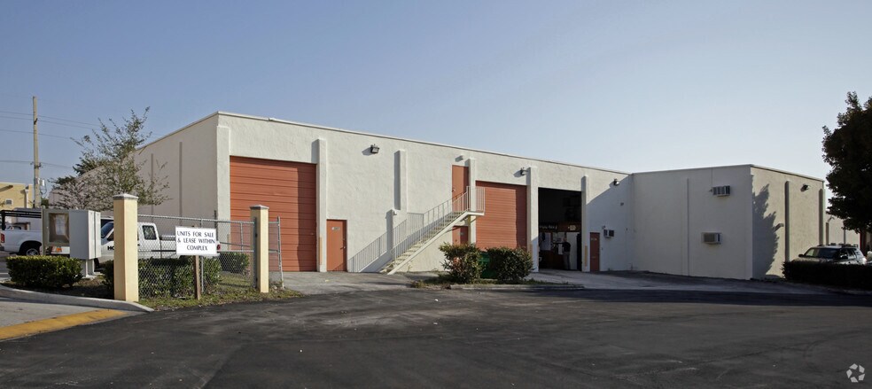 More Photos Of 10835-10855 SW 188th St, Miami Warehouse For Sale
