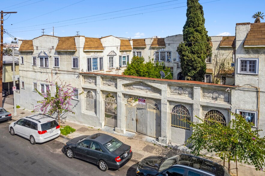 More Photos Of 116-124 S Mathews St, Los Angeles Apartments For Sale