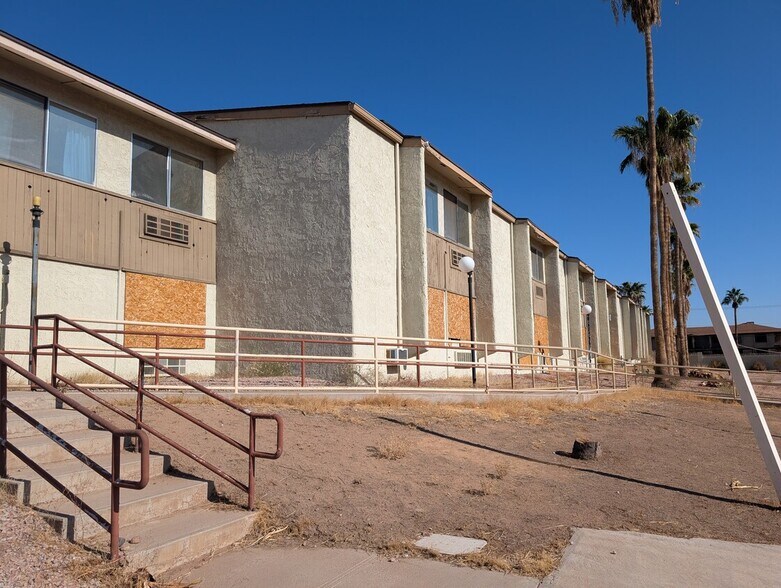 More Photos Of 152 N 56th St, Mesa Apartments For Sale