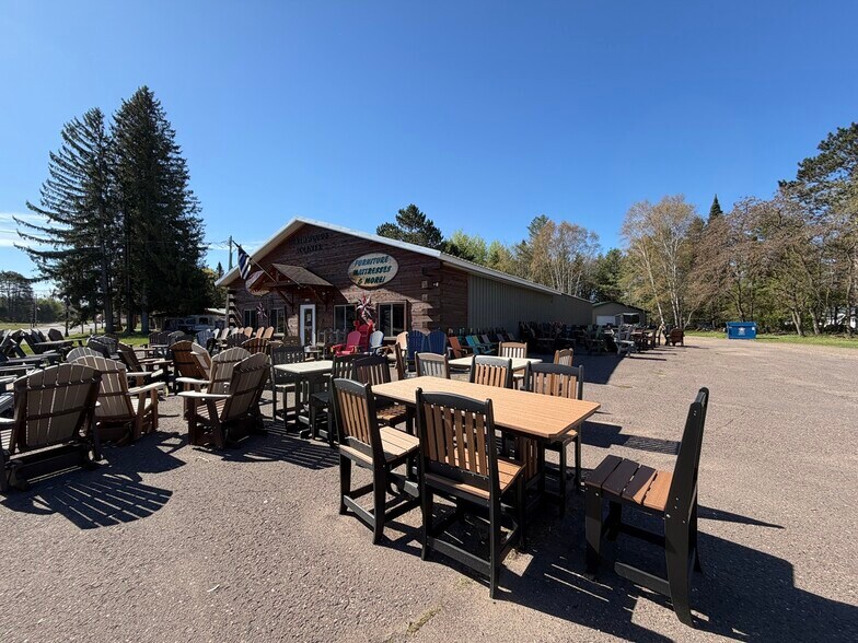More Photos Of 5079 Hwy 51, Mercer General Retail For Sale