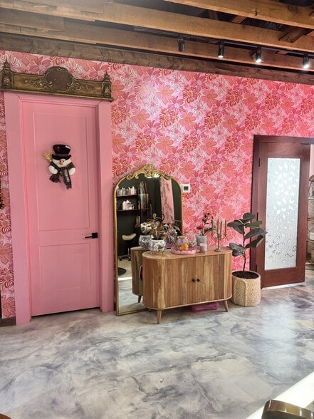 More Photos Of 106 N Main St, Granite Quarry General Retail For Sale