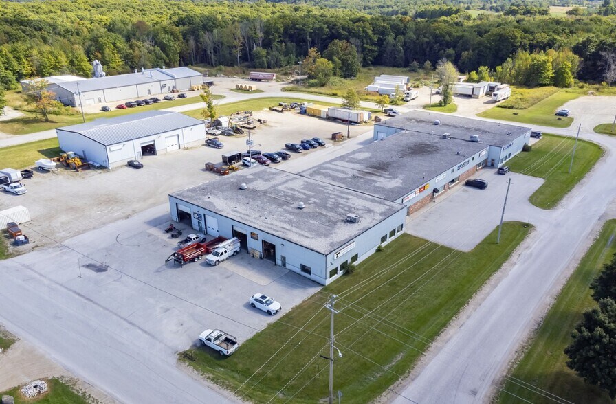 More Photos Of 121 Jason St, Owen Sound Warehouse For Lease