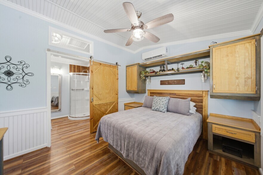 More Photos Of 1650 Dusty Rd, Newberry Winery Vineyard For Sale