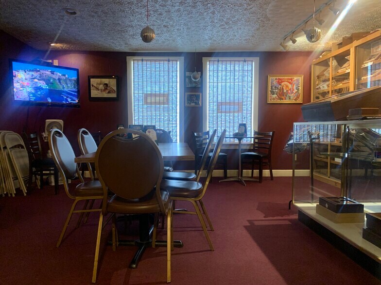 More Photos Of 1728 Cleveland Ave NW, Canton Freestanding For Sale
