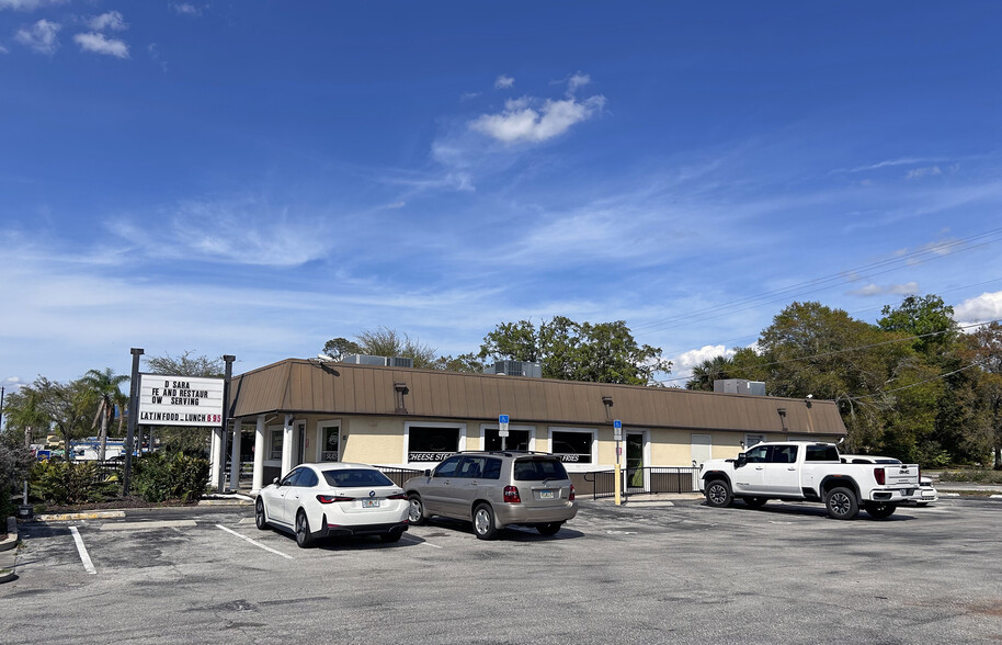 Primary Photo Of 2435 S French Ave, Sanford Fast Food For Sale