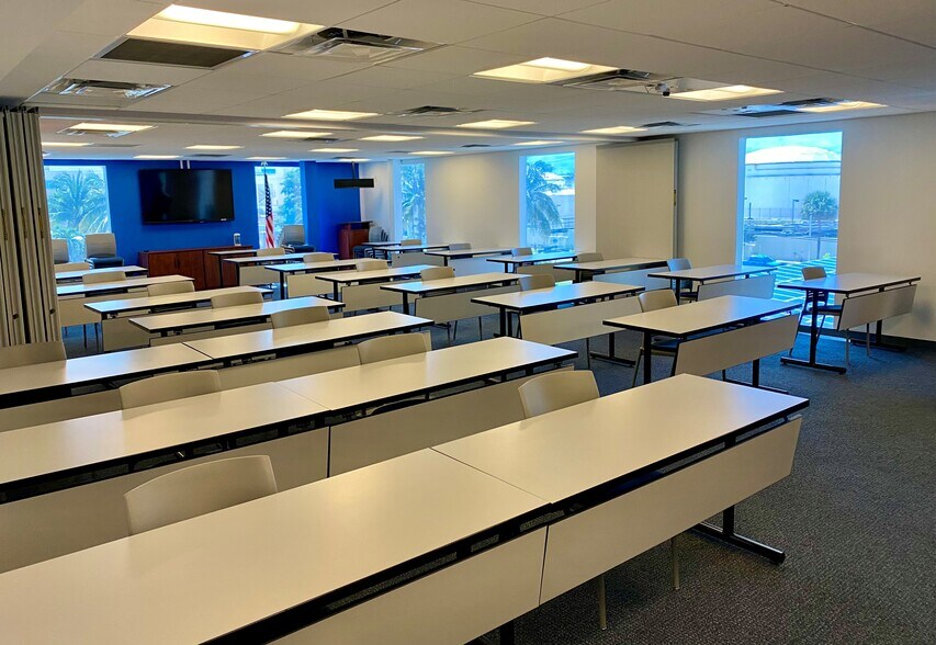 More Photos Of 1510 SE 17th St, Fort Lauderdale Office For Lease