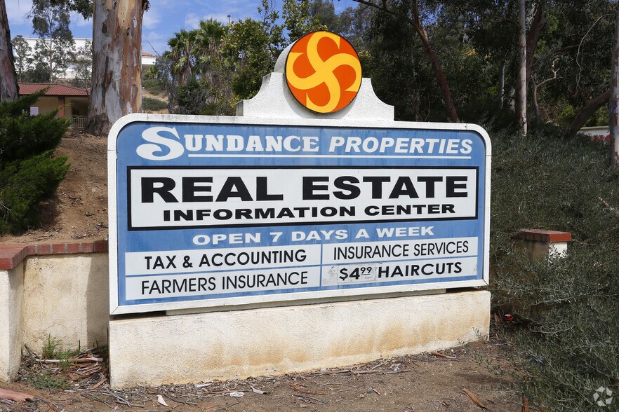 More Photos Of 350 Railroad Canyon Rd, Lake Elsinore Office For Sale