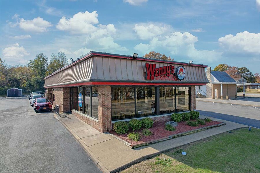 Primary Photo Of 172 E Belt Blvd, Richmond Fast Food For Lease