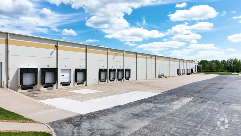 Primary Photo Of 21-31 Commerce Dr, O'Fallon Unknown For Lease