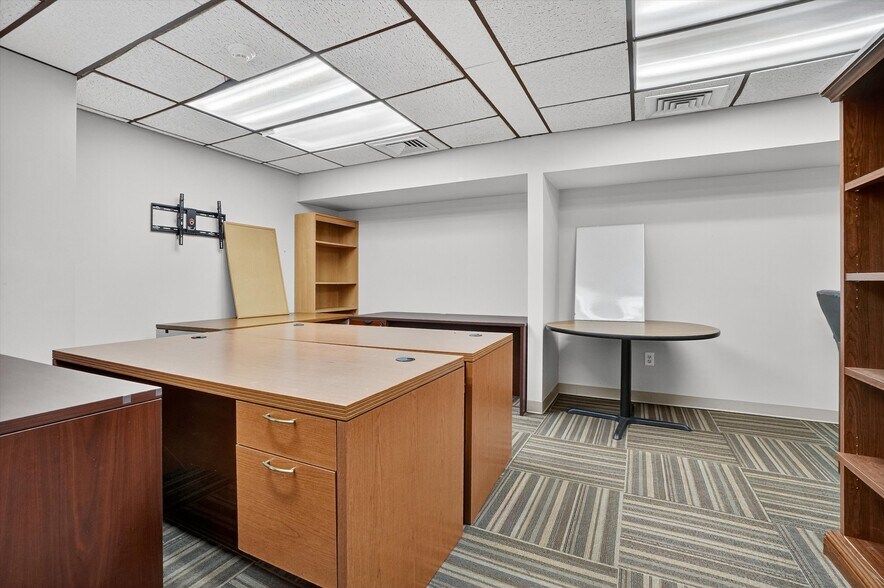 More Photos Of 74 Brookside Ave, Chester General Retail For Lease