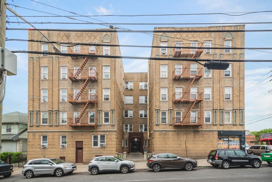 More Photos Of 5 W 4th St, Mount Vernon Apartments For Sale