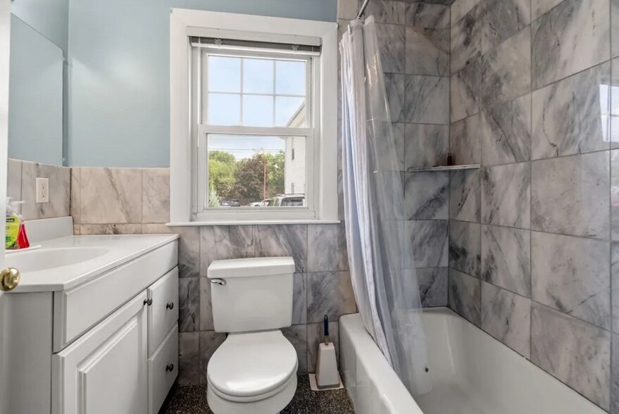 More Photos Of 56 North Beacon St, Watertown Office For Lease