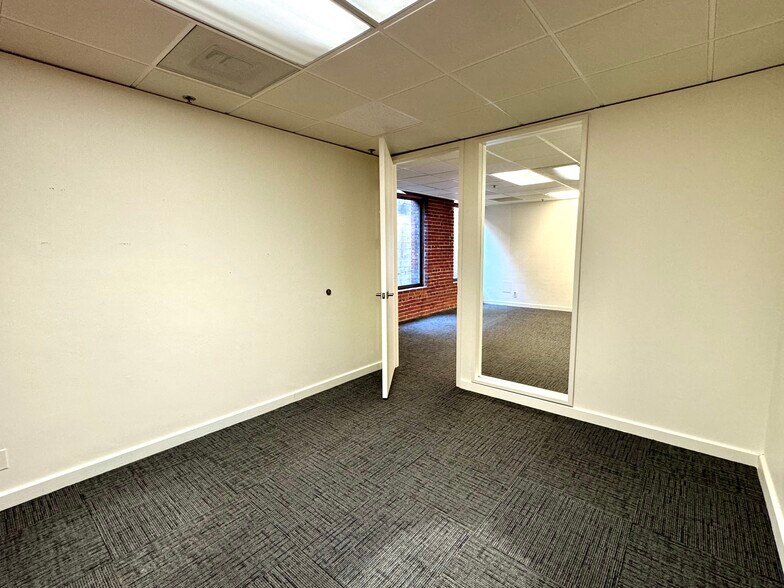 More Photos Of 521 SW 11th, Portland Loft Creative Space For Lease