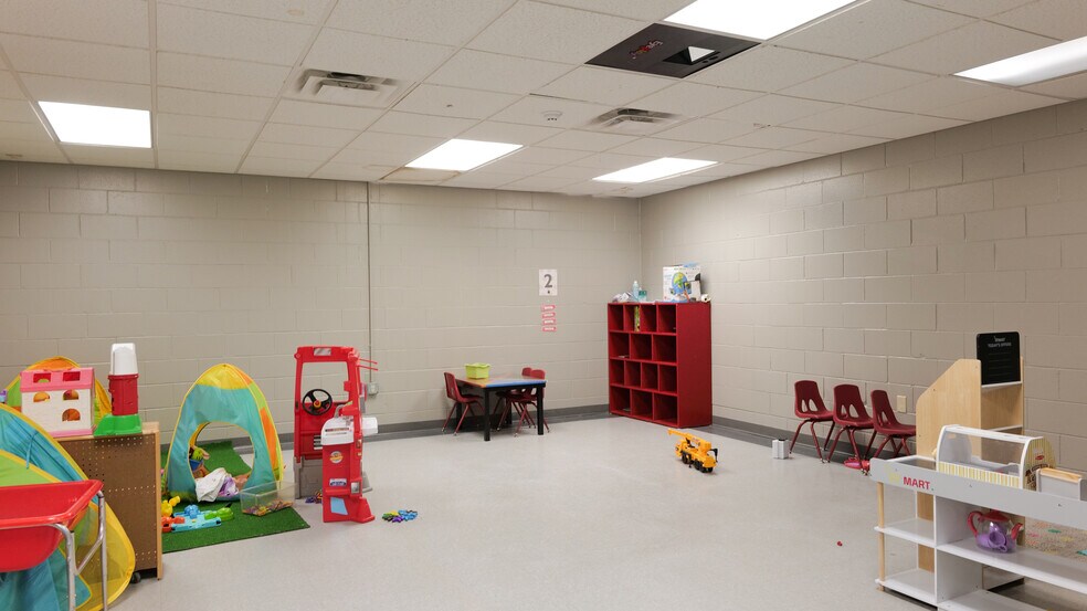 More Photos Of 690 Morgantown Rd, Uniontown Religious Facility For Sale