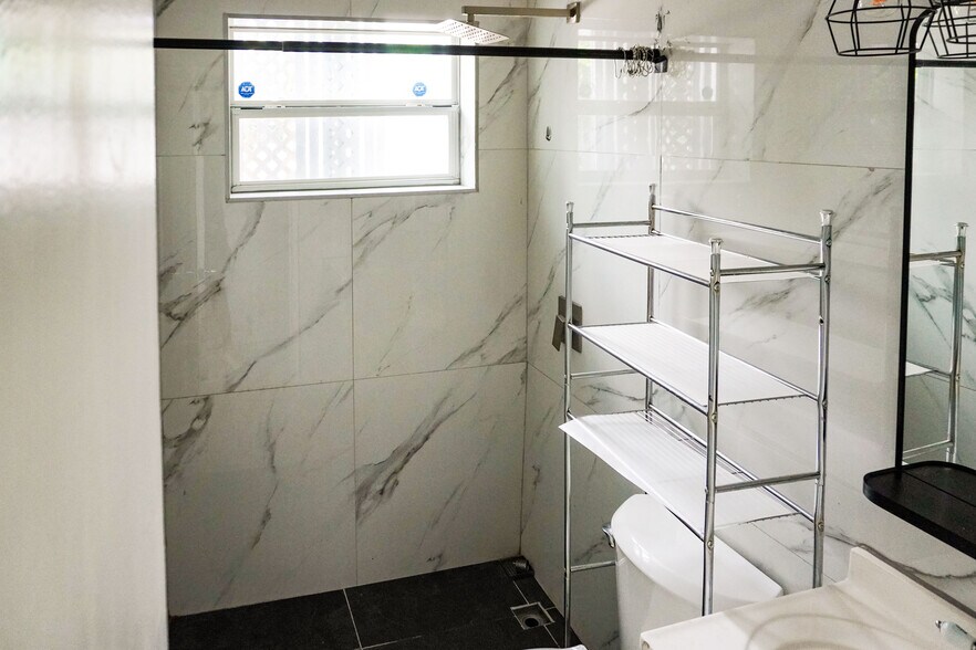 More Photos Of 426 NW 14th Ave, Fort Lauderdale Apartments For Sale