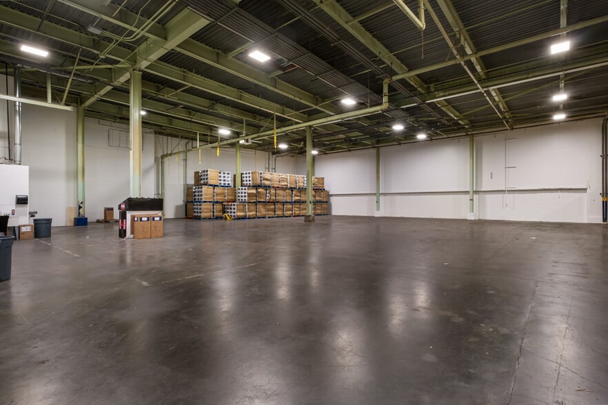 More Photos Of 2210 S C St, Tacoma Manufacturing For Sale