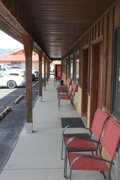 More Photos Of 339 S Highway 89, Circleville Hotel For Sale