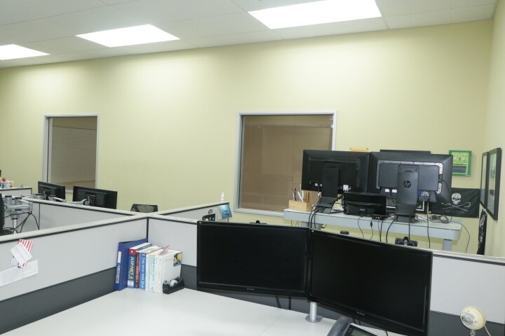 More Photos Of 2816 Columbia St, Torrance Light Distribution For Lease