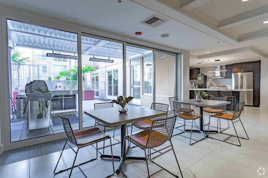 More Photos Of 7650 SE 27th St, Mercer Island Apartments For Lease