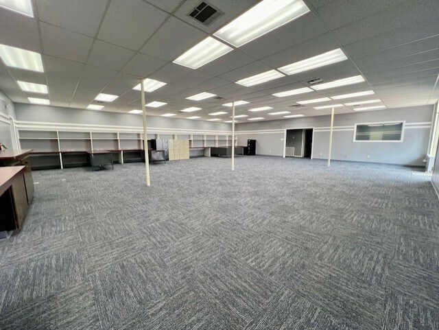 More Photos Of 1500 Louisville Ave, Monroe Office For Sale